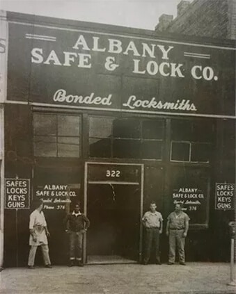 Banks Safe & Lock 1944