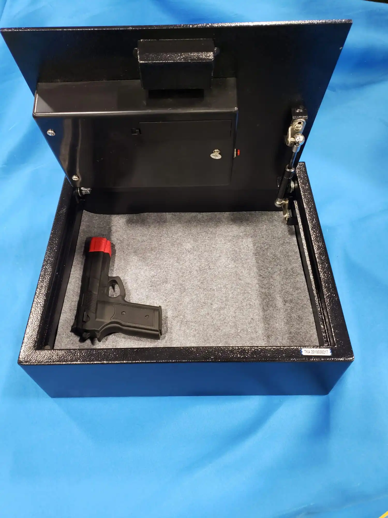Hollon Pistol Safe PBE-2 - Image 2