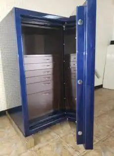 Display Models, Scratch & Dent Safes and Used Safes